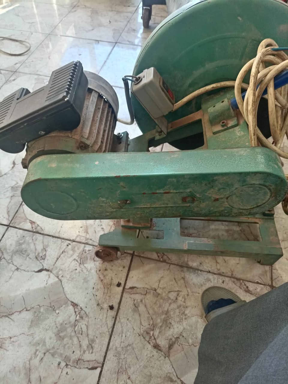 كتر قايش مع دريل ثابت ارتفاع متر،، . بلاديات،، كربلاء،، *********** كربلاء, العراق
