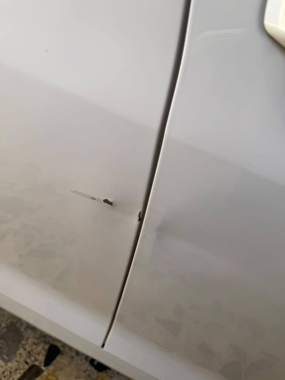 السلام عليكم K5 2023 جيتي لاين فول مواصفات رقم اربيل بأسمي  تحويل ثاني يوم ماشية 92 km. مكاني بغداد الدورة عارضهة 175 وبيهة مجال.  ***********
