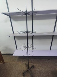 ورحمه الله وبركاته غراض ديكور مستعمل خمس اشهر ونظيفات للبيع  اثنين عار...