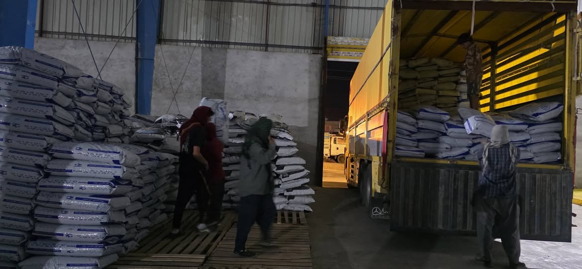 بسم الله
توفر اعلاف السمك ايراني درجه اولى اكسير دانا +اتلانتيك 
متوفر كافه الارقام والأحجام البروتين 32
اسعارنا مناسبه جدا 
العنوان  العمارة طريق المشرح حي الامام موسى الكاظم قرب معمل الثلج 
***********
