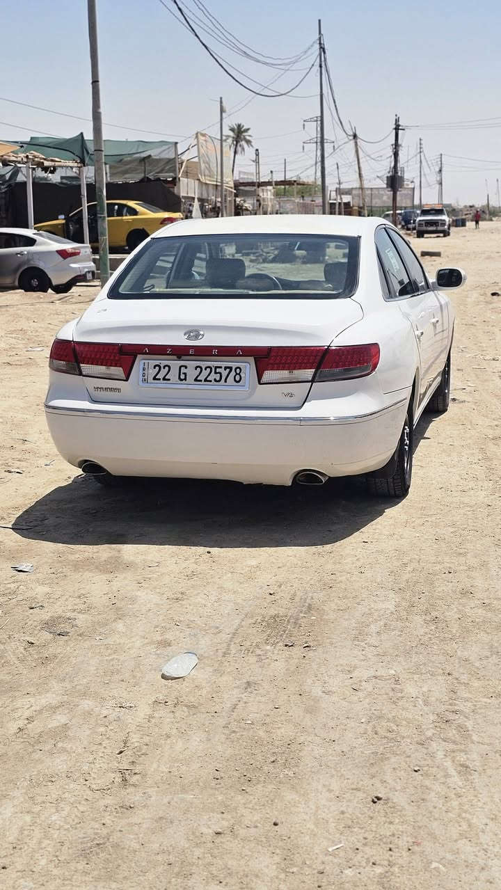 للبيع ازيرة ٢٠٠٩ سيارة جاهزة بسمي مكان ديوانية *********** سعر ٩٥
