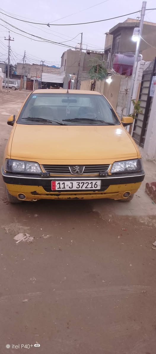 سلام عليكم سياره بريجو مصفره رقم نكليزي تحويل ثاني يوم بسمي سياره سعر 2  مليونين وبيه مجال قليل مراوس بتكتك اروس نتصل ما متوجود علا فيس نتصل علا رقم ***********
