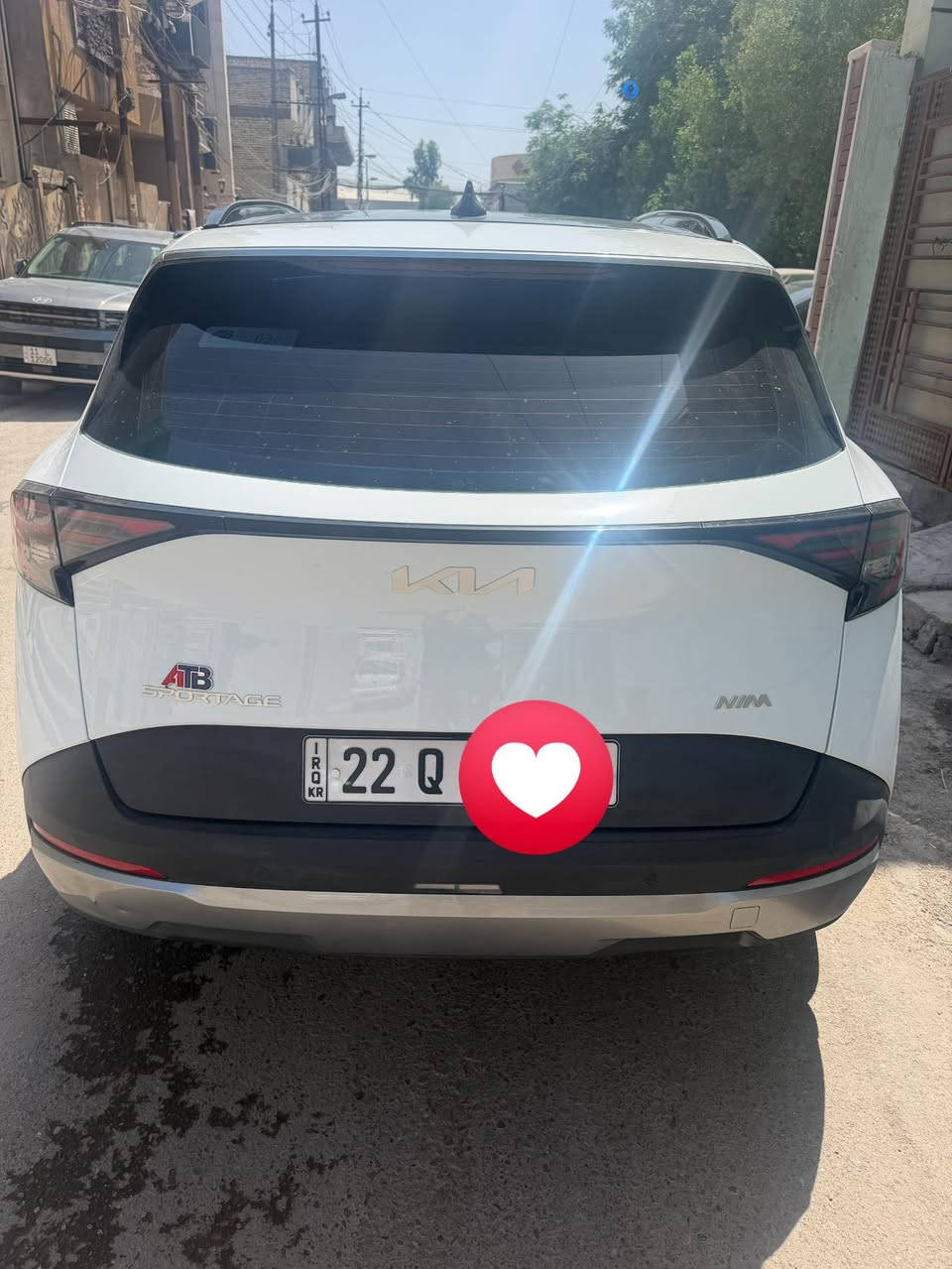 السلام عليكم..للبيع كيا سبورتج موديل ٢٦ خليجي فول الفول كفاله عامه السياره مواصفات بانوراما وغيرها ابو مصلحه يعرف معنى الفول 
سياره جديده لوك زيرو ماشيه ٧ ألف  مع ضمان الشركه سياره ابسمي شخصيا  الآكثر استفسار تواصل ع رقم 
***********
العنوان بغداد زيونه 
او مراوس ب لاندكروز  حديث 
اسف ع الاطاله
