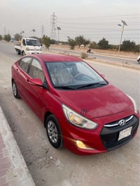 اكسنت موديل 2015 محرك 1400 خليجي رقم نجف ماشية 140 الف مكفولة من الضرب...