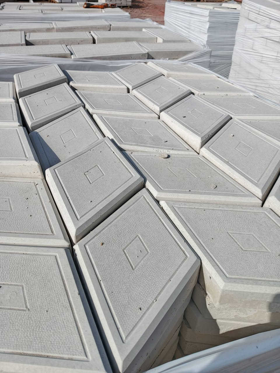 سلام عليكم. يوجد لدينا مصاطب......وسنادين......ويوجد لدينا #الاشتايكر   ..
يتوفر شتايكر سطح 80×80 
ويتوفر شتايكر 60×40
ويتوفر لدينا الملون السداسي 
ويتوفر لدينا #البلوك 
ويتوفر لدينا #رصيف                           عنوان بغداد الكماليه  رقم الحجز
ويتوفر لدينا #السواقي 
ويتوفر لدينا #المقرنص 
ويتوفر لدينا #المصاطب                                        ***********بيه واتساب
ويتوفر لدينا #السنادين
ويتوفر لدينا #لاين مال حدائق
ويتوفر لدينا #الكاشي ......الموزاييك .....والمرمر
للاستفسار او الحجر #واتساب ***********
