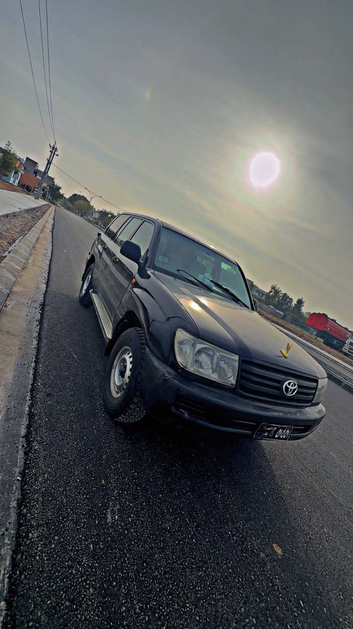 📦مۆنیکا بۆفرۆشتن (2000)

سەیارەکە علووجە بەشەرتی ماڵی مەدەنی 

عام بۆیاخە لەسەر ساقی بێزەربەو بێ قووپاوی 
چوارتایەیی دەنلووبی لۆکی مۆنیکایی لەسەرە
سەیارەکە مەرکەزیە 
سەلاجەیە  فول فولە بەس سلایت نیە گێڕ عادیە 
وەشەرتی گێڕوو مەکینەو ئەکسل 
کلاچی تازەی لەسەرە ئەکسلی لۆک
 
٨٥ گڵاوو مەجالێکی برایانەی تیایە 
بۆزانیاری زیاتر ***********
