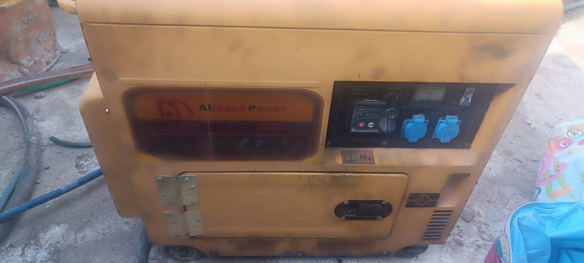 السلام عليكم ورحمه الله وبركاته عندي مولد گامه كاز كاتم للبيع شغال جديد ايولد 28 امبير   السعر 450 اللف    ***********
