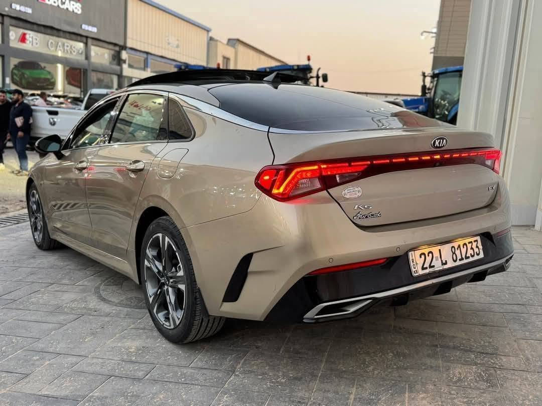 سلام عليكم k5 فول موصفات 2021 محرك 1600 تربو ضرر بسيط صبغ قليل قبق جنطه بدون دواخل


**إذا كنت صاحب هذا الإعلان وتريد حذفه لأي سبب، رجاءا أرسل رسالة إلى الدعم الفني**
