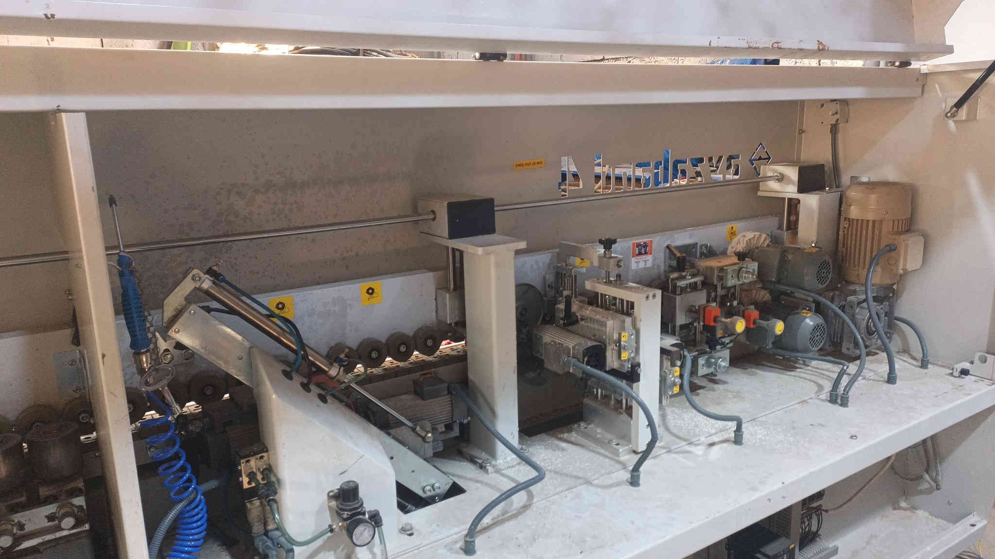 لاصقه ايزا مزراق ،4مراحل 
موديل 2019
اربيل صناعه جنوبيه خلف شركه اوسكار فرع نجارين 
***********واتساب 
***********واتساب
