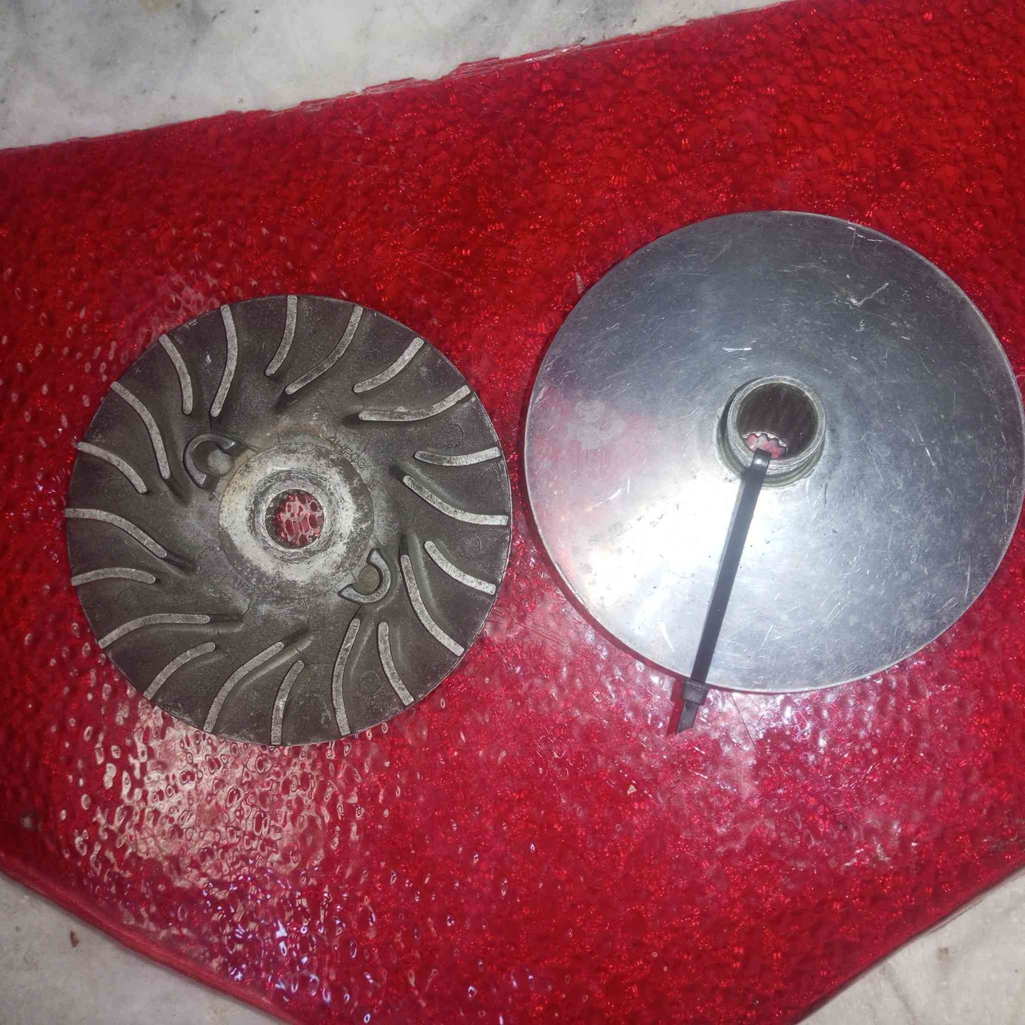 السلام ورحمة
تخم كلجات WF 2022
كلج امامي مالوسي 
تفصيخ ماكس سكنس بريز بقباء PCX 
كافه الدراجات


**إذا كنت صاحب هذا الإعلان وتريد حذفه لأي سبب، رجاءا أرسل رسالة إلى الدعم الفني**