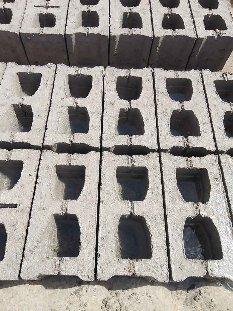 اسلام عليكم
يوجد بلوك نهري شرط 
للستفسار ***********
الشرقاط الساحل الايسر 
فقط مجوف
