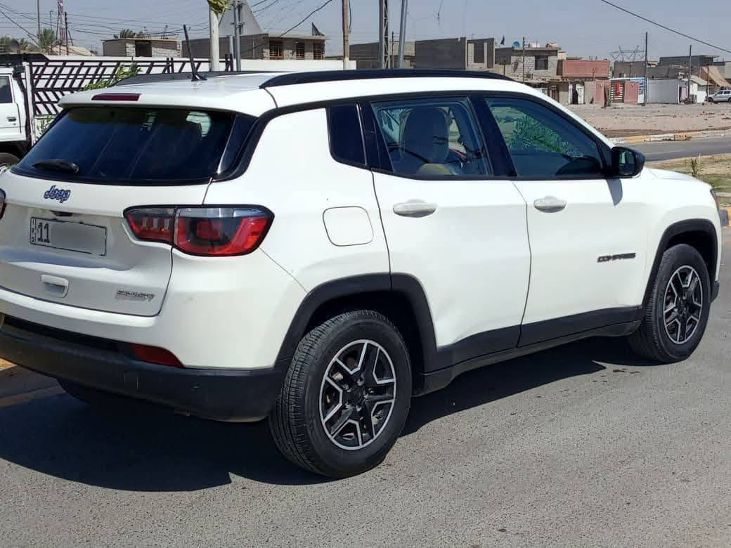 السلام عليكم جيب كومباس للبيع موديل ۲۰۱۸ مكينه ۲٤٠٠ تبريد قطعتين بصمه سياره مابيها نواقص مكانها بغداد سعر 120 بيها فقط قطعتين باب سايق وجاملغ فقط بدون داوخل رقم بغداد تحويل ثاني يوم ***********
