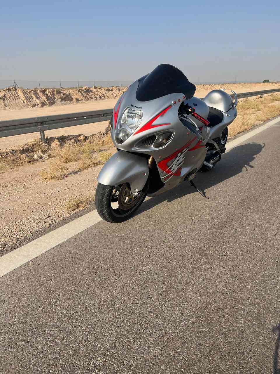 سلام عليكم شباب هيبوزه جيل الاول الدراجه نضيفه كلش مال جناي بيهه تطوالات مصبوغه صبغ اصلي وكاله الهولندي محدثه وشمه شكل جيل الثاني الدراجه جاهزه من كلشي تايرات جدد ادامه كامله الدراجه نكره بكل وقت حاميه بارده نكره بكل وقت باتري واحد اكو دراجات يخلون ثنين باتريات.. لا هاي باتري واحد محرك بيهه جديد ومكفول.. مكانهه كربلاء حي التحدي سعرهه ب30 بيهه مجال.. معلومات اكثر تواصل *********** وتساب مفتوح.تحياتي للجميع
