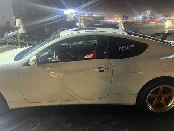 السلام عليكم جنيسس كوبيه 2010محرك 3800 كير عادي  سياره فول مواصفات فتحه فجوج برمبو اشاير ب المري بعد هيه معروفه مواصفات الفول  
سعرها ٧٠ بيها مجال قليل تعال شوفها وتامر 
***********
