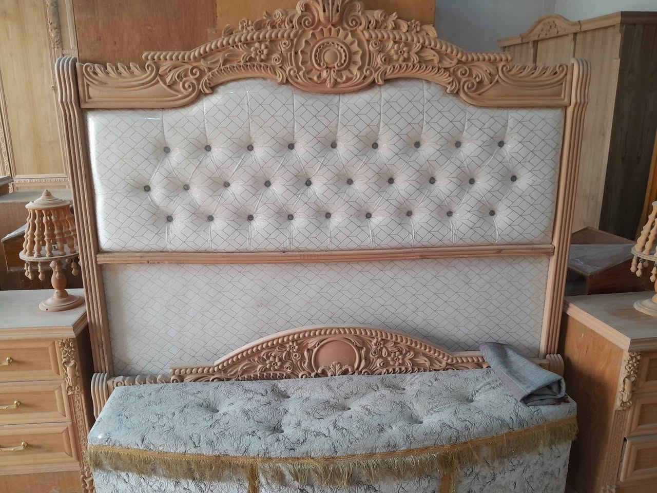 ❤️🍀غرفة نوم 🍀❤️
غرفه تسكام عراقي شغل مضبوط درجه اولى ثقيل 6 بوب طابق واحد داخل وخارج صاج 5ملم ارضيه وسكف بلوك ثقيل يتحمل كل الاوزان مكان المعرض النجف/ كوفه/شارع عبدالعال للاستفسار خاص مع الصبغ والشد والنقل وكافة ملحقاته 
النجار أمـولي عـلي


**إذا كنت صاحب هذا الإعلان وتريد حذفه لأي سبب، رجاءا أرسل رسالة إلى الدعم الفني**