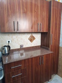 خزانة للبيع • راسلني خاص