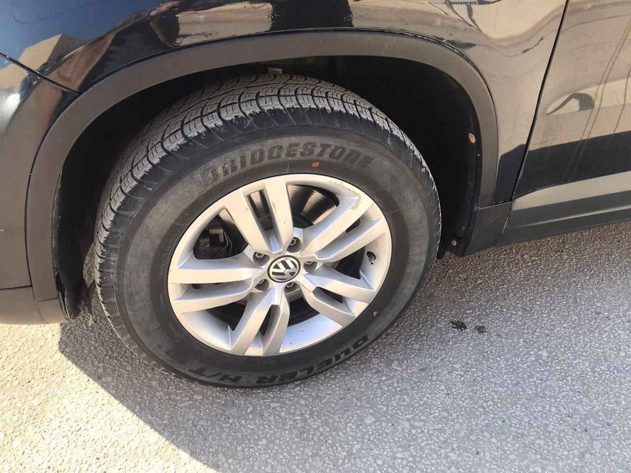 فوكسواكن تيكوان ٢٠١٧ بيع او مراوس
سياره حلوة ومجكلمه 

مكينة كير صدر كله جديد 

السياره كاعده والماني وبالعافيه على الياخذها وسعرها رخيص 

وارد امريكي حادثها بجم 

رقم دولي نجف باسمي

السعر ٩٧ ورقه


**إذا كنت صاحب هذا الإعلان وتريد حذفه لأي سبب، رجاءا أرسل رسالة إلى الدعم الفني**