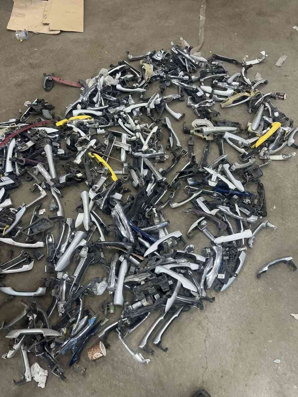 السلام عليكم يدات تفصيخ جميع السيارات جمله مكاني ناصريه ***********
