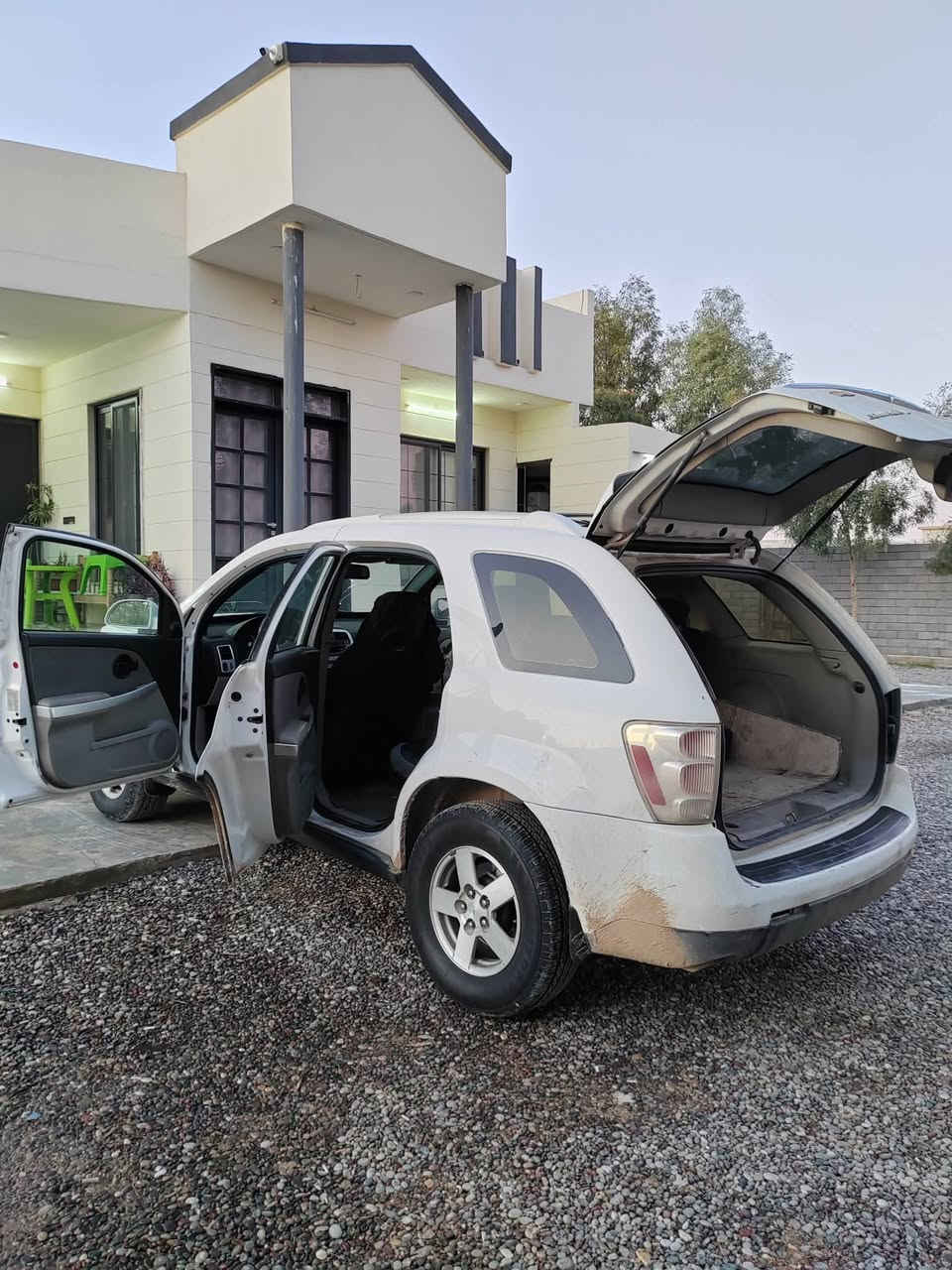 اكوينكس للبيع 2007 بدون صبغ تدفئه وتبريد شغال طخم تايرات جديد كهربائيات كالمكان برطلهه
***********
*********** السعر 90 ورقه
