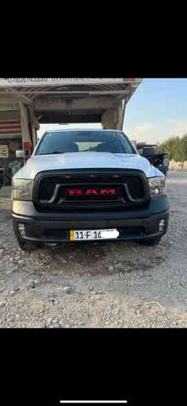 السلام عليكم 
رام كلاسك 2022 
6سلندر 
باب طويل بدي قصير 
شاشه كبيره 
گير ماوس 
 
حادثها موضح بالصور 
بيع او مراوس 
السعر 228 
***********
