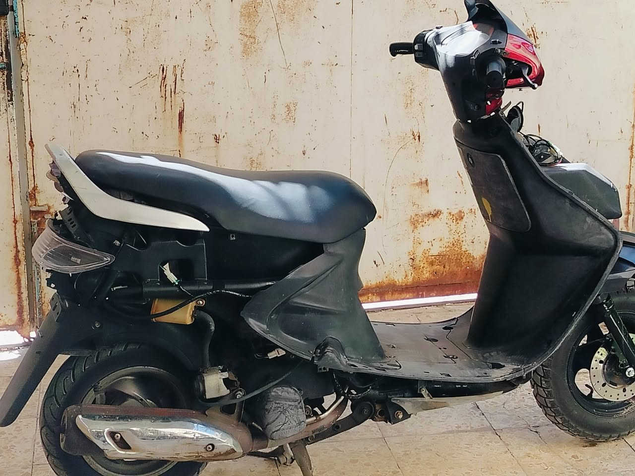 دراجه فراشه ماعايزه اي شي بس كفر كامله من كلشي مامفتوحه
سعر 500 وبيه مجال بصيط


**إذا كنت صاحب هذا الإعلان وتريد حذفه لأي سبب، رجاءا أرسل رسالة إلى الدعم الفني**