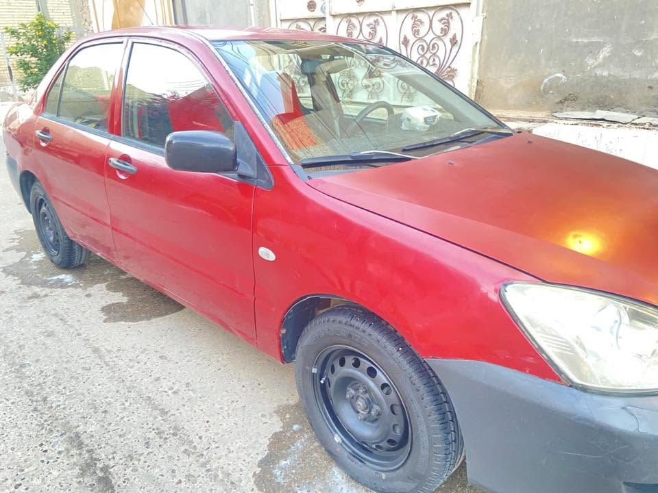 لانسر 2007 بيها طخة بالجاملغ الخلفي ومعمر وملاون وياها الصفحة كلير بسبب الجراد والباقي كفاله عامة سيارة بلادية مع رقم مميز بأسمي السعر ٧٢ بيها مجال


**إذا كنت صاحب هذا الإعلان وتريد حذفه لأي سبب، رجاءا أرسل رسالة إلى الدعم الفني**