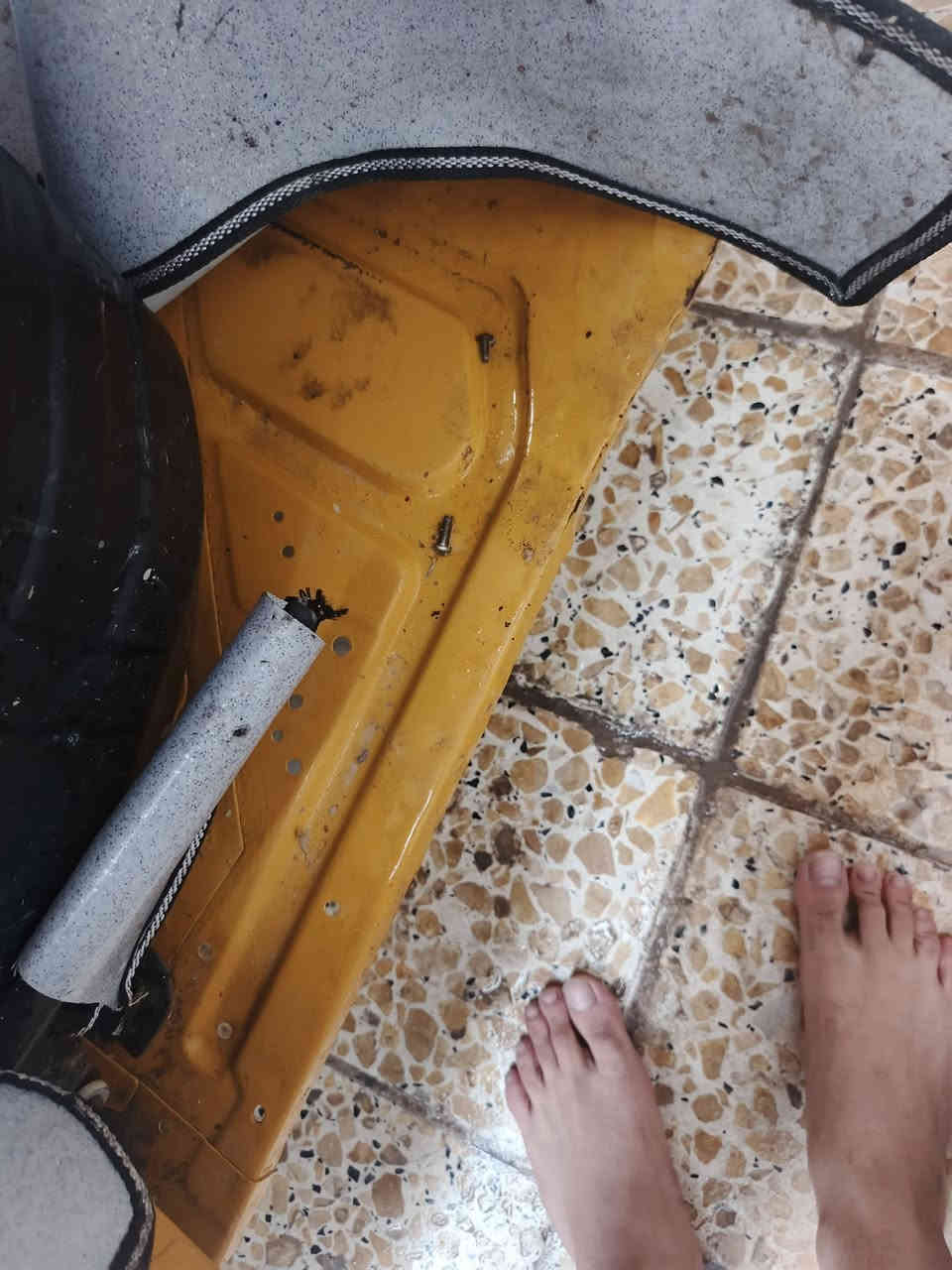 سلام تكتك 20 شهر 11
تكتك خير من الله اكفلك كشره ومكينه
تنقيص تبخير اكفلك
كهربائيات شغاله كله تكتك مانقصه شي تشغل وتطلع لشغل
مكاني مدينه لصدر الشماعيه السعر 6 و 300 وبيه مجال حك الجيه

***********
