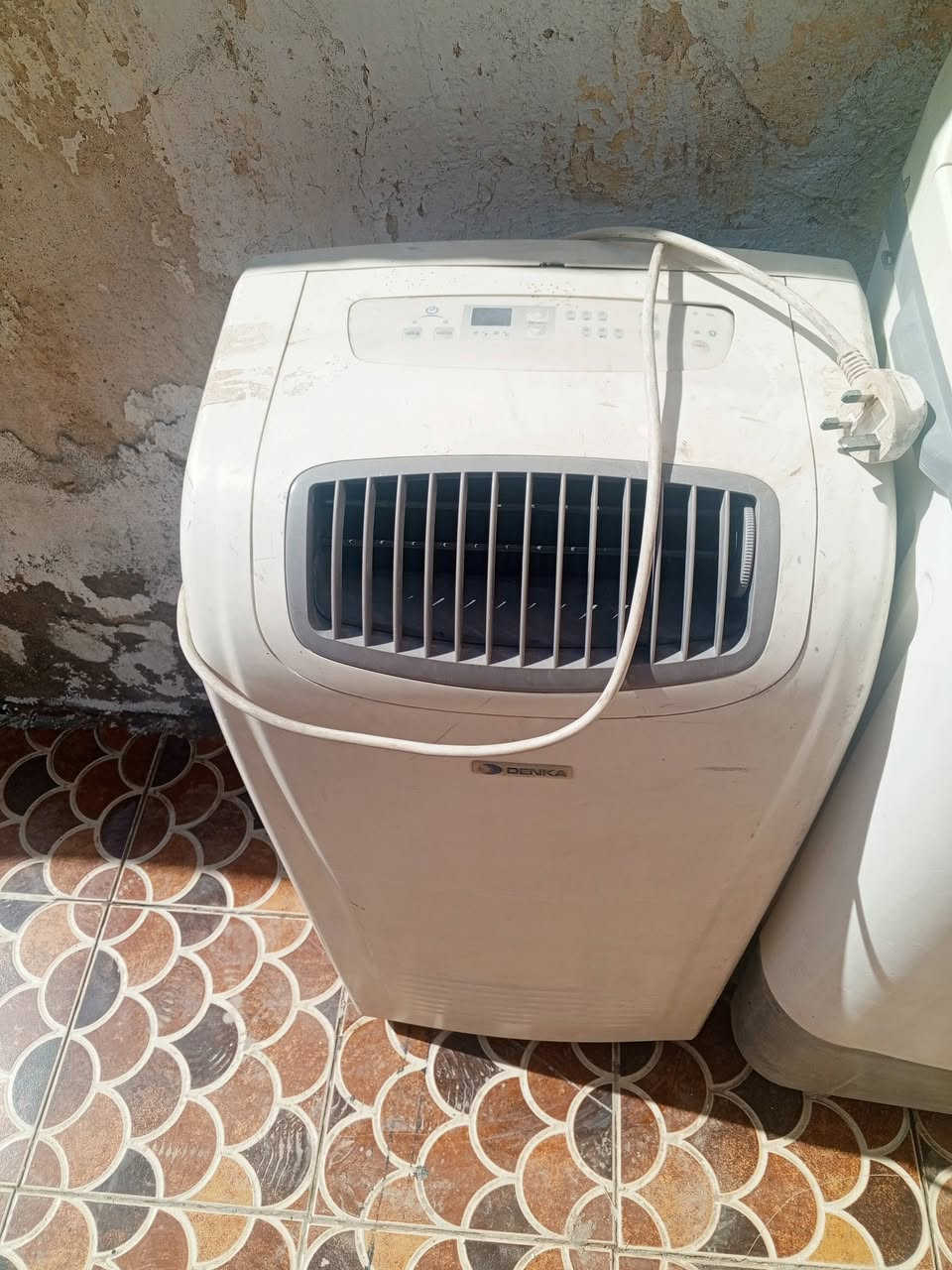 سلام عليكم عندي غراض مستعمله كلمن بسرعه المناسب تواصل فقط عرقم او واتساب***********
