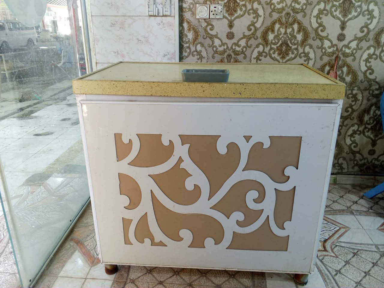 ميز مرمر دخل ***********
