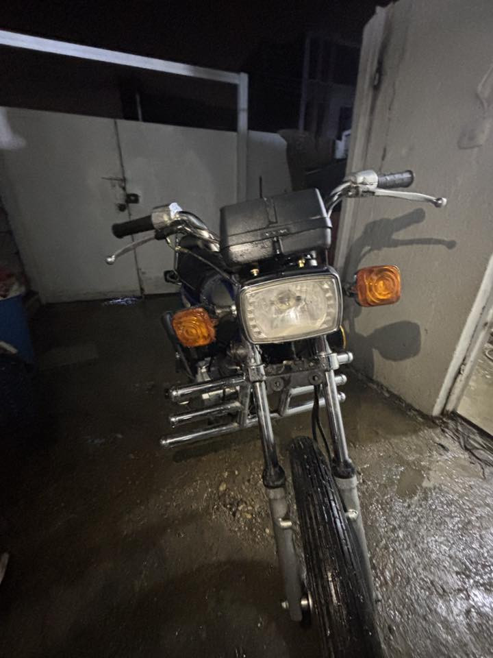 نامه نضيفه شوفت عينكم للبيع ب 650 وبيها مجال حك جيتك مكان بغداد غزاليه رقم ***********
