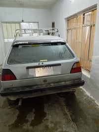 سياره جولف للبيع07821326925