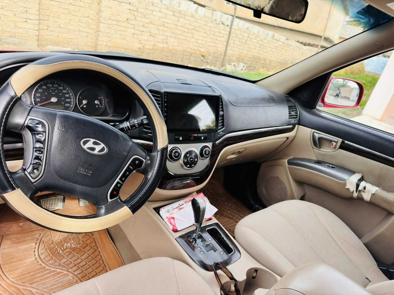 سلام عليكم سنتافي موديل 2012 امريكي محرك 6سلندر رقم ديالى الضرر فقط باب السايق صبغ السونار مع الصور السعر 137جاهزة من كافة النواحي
***********
