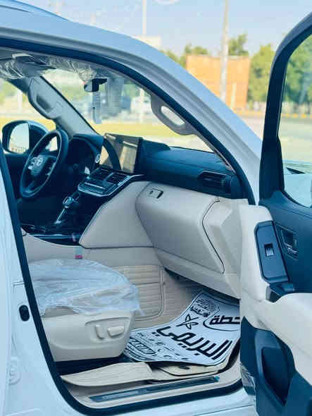 🔻ارخص سعر بالعراق
لاندكروزر 2024 GXR مكفولة 
السعر 735$
رقم الهاتف :***********
شركة الضمان ساز SAS
ماشيه 12 الف ضمن الضمان في حالة الوكاله 
-محرك ٦ سلندر 4000 تنفس طبيعي 
-فتحة سقف (سلايد)
-ثلاث شاشات
-مقاعد جلد
-مقاعد كهرباء
-5 كامرات 
-تبريد وتدفئة امامي وخلفي 
-صندوق كهرباء
-بصمة الأبواب
-مصابيح LED وزينون
-7 راكب 
-شحن واير ليس 
-حساس امامي وخلفي
رقم السيارة أربيل
جميع مواصفات الساز المعروفه
