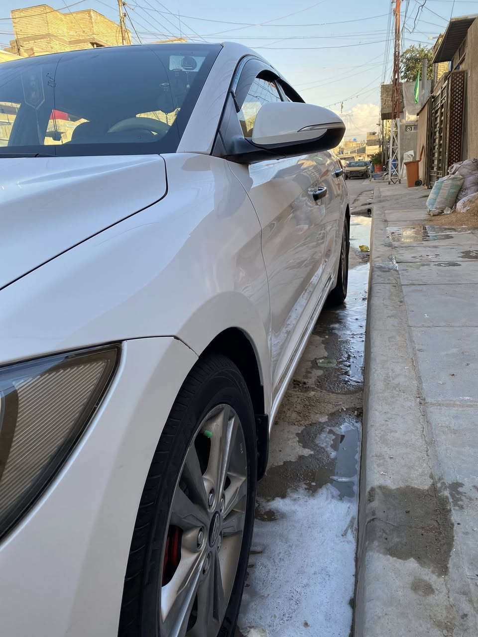 السلام عليكم شباب النتر 2017خليجي محرك 2000دوش كير ATتخم تاير جديد منضومه تبريد جديد سياره فول مواصفات ماعده بصمه باتري جديد سياره بيه طخات بسيطه هذا رقم ***********😇سعر143بيها مجال
