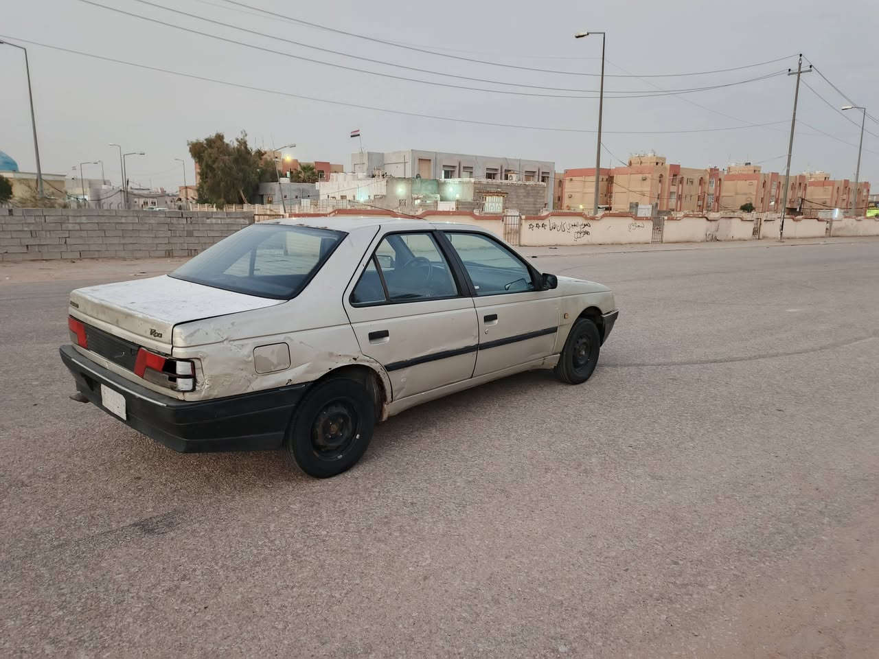 مديل 2009 رقم نجف شرط التحويل 

مكينه كير حداديه اكسن شواصيه

 بلاد قطره لحيم مابيه  كهربائيّات شغاله 

السعر 18 ورقه 

عليه غرامات 200 ينزلن من سعره

مكاني النجف الاشرف 

***********
