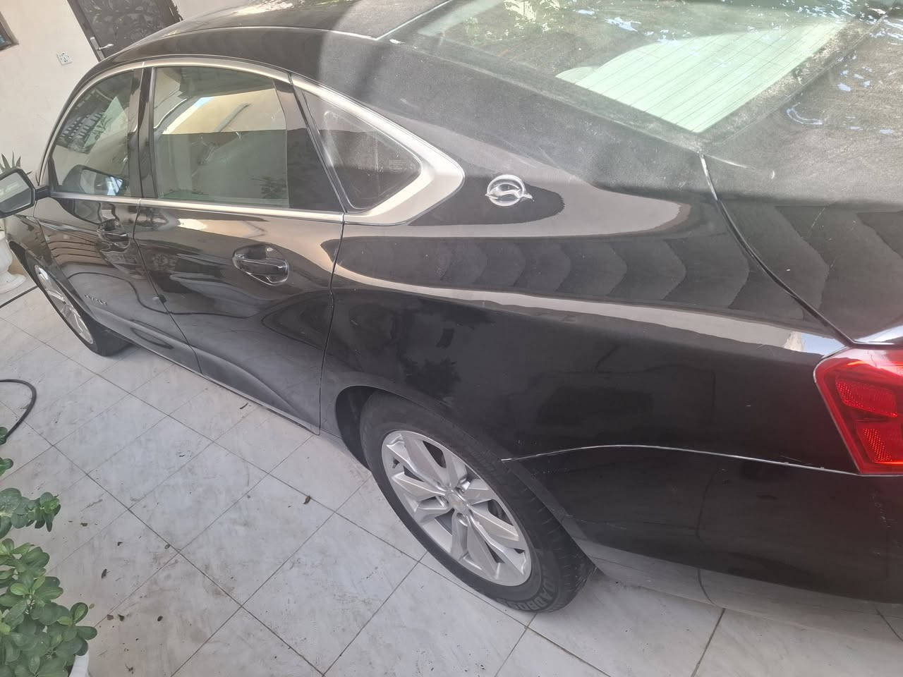 امبالا ٤ سلندر موديل ٢٠١٧ حادث بنيد وجاملغ ايمن . صبغ ٤قطع . السياره جاهزه من كلشي تدفءه تبريد حداديه تخم تاير جديد . كير محرك لا حماوه ولا دوانز . رقم بابل الدولي باسمي . السعر ١١٠ . ***********
