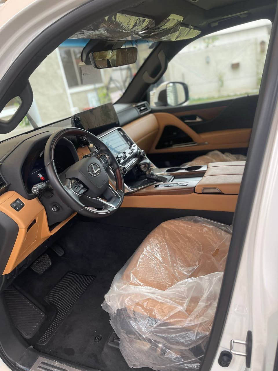 للبيع لكزز ابلاتين يوم ابريم اصلي فول موديل 2023 مكفولة ومغلفة ماشية 12 ألف فقط بسمي عدة غراض الصندوق ممفتوحة سعره 1150 دعش شدة ونص مكان بغداد الدورة *********** بغداد, العراق
