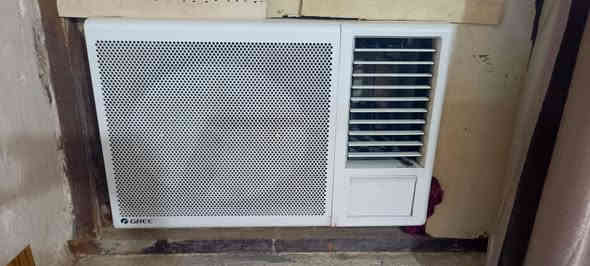 غراض بيت للبيع الغراض نظيفة جدا مابيهن اي ضرر وماداخلات تصليح المجمده الوادي حجم ١٤
ابلازمه نوع شينون بدون نت  حجم ٦٥ مع الميز 
سبلت طنين ميديا 
مكيف كري طنين 
كلهن جدد مال بيت. ونظافه
الي يريدهم يتواصل عالخاص العنوان بغداد مدينة الصدر
