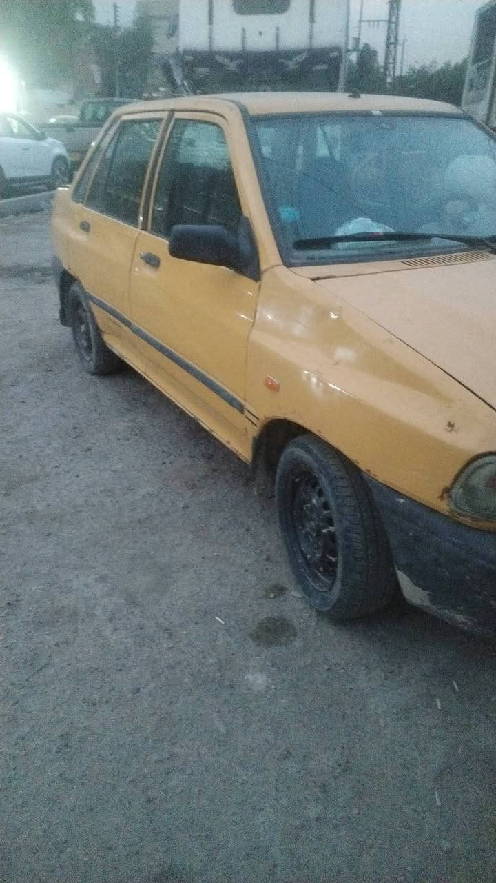 سلام عليكم سيابه البيع موديل ١٢ سياره كير يخبل محرك يخبل رقم بغداد احمر راعيه موجود عليه غرامات ٦٠٠ الف وهيه سعرها ١٠ مكان بغداد بيع مستعجل اب ١٠ وبيه مجال الشراي ينتصل ***********
