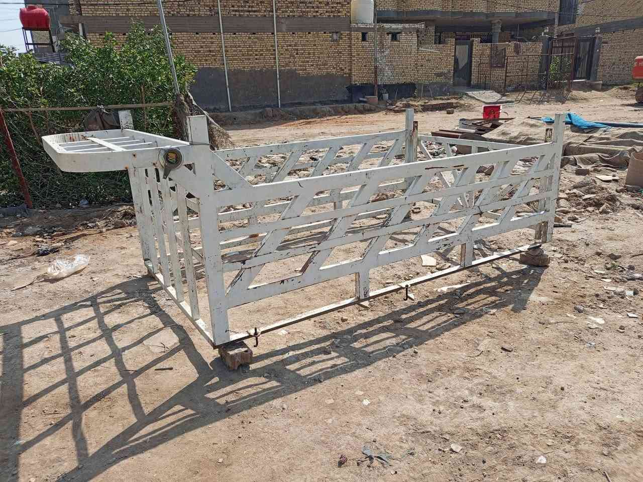 السلام عليكم محجر كيا للبيع 7جنكال
حديد ثقيل سيباية وهوك تفصال درجة ءولة لسعر 350 
المكان بابل القاسم رقم الهاتف ***********
