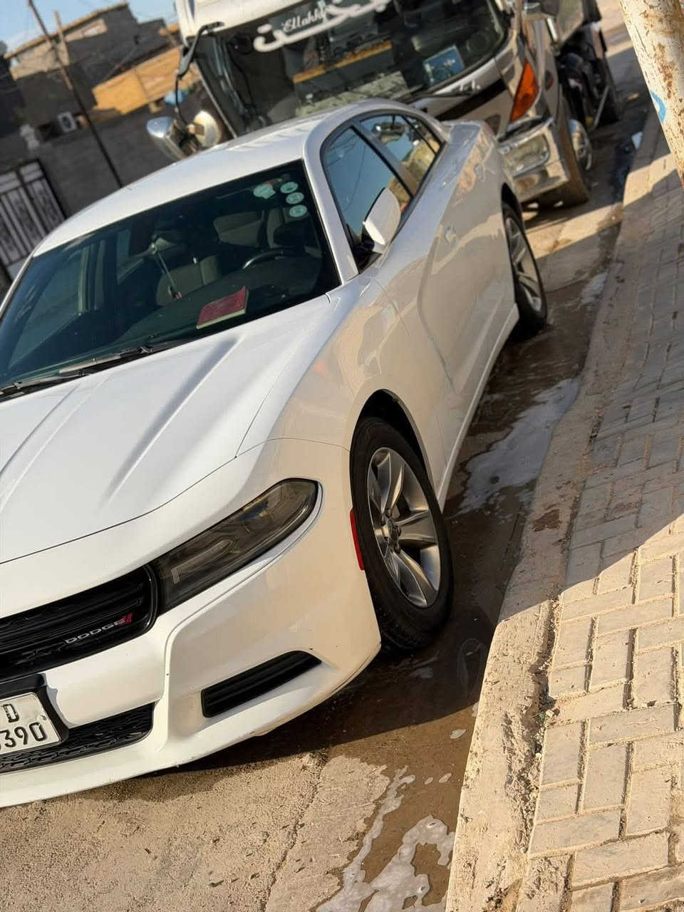 سلام عليكم
دوج جارجر 2019
سيارة أمريكي داخليه كلين 
فقط بارد 
سياره sxt 
مواصفاتها معروفه 
سياره رقم اربيل باسمي هزه جديده 
103مايل 
حداديه جديده 
تخم تاير جديد 
كير مكينه مكفولات 
سياره بغداد بلديات
هاتف:***********

