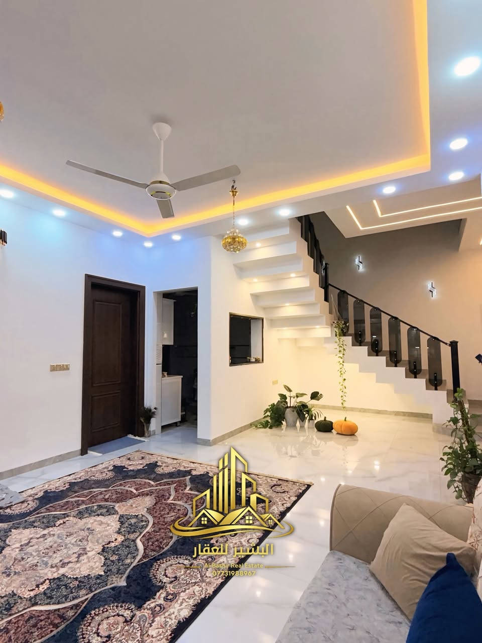 للبيع مشتمل الموقع حي العرموشية 

بناء 2026 بناء مواصفات 

المساحة 150 الواجهه 10 والنزال 15

يتكون من 3 غرف نوم 

البيع مع السبالت والمطبخ 

الاتصال 

***********

البشير للعقار 

لأي استفسار عن اسعار العقارات المعروضة
راسلونا على الواتس اب و سيتم الرد فوراً على الجميع.
