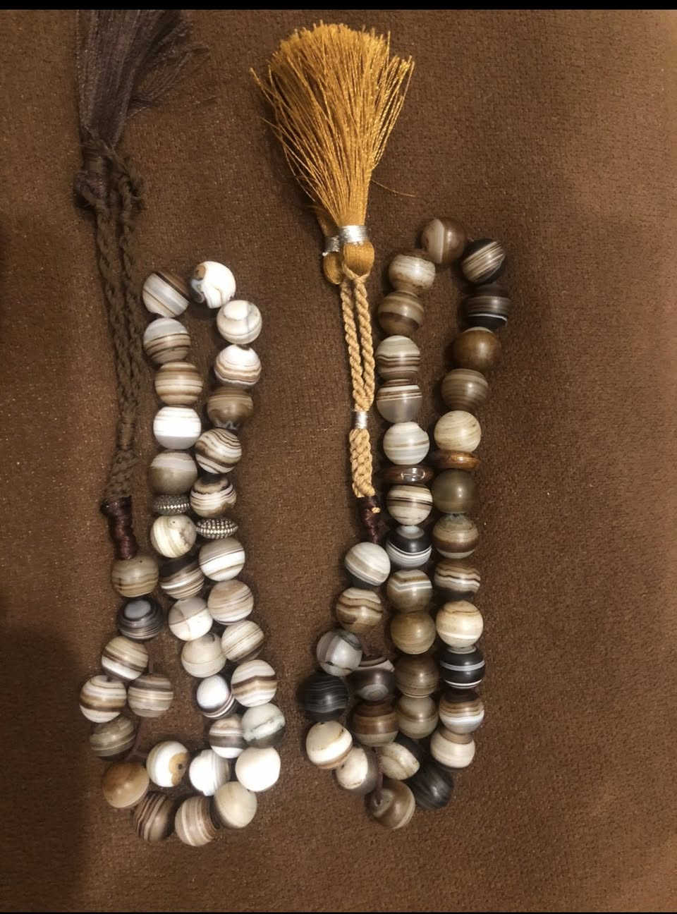 نوادر وتحف من السبح الجزع الاصلي القديم النوادر


**إذا كنت صاحب هذا الإعلان وتريد حذفه لأي سبب، رجاءا أرسل رسالة إلى الدعم الفني**