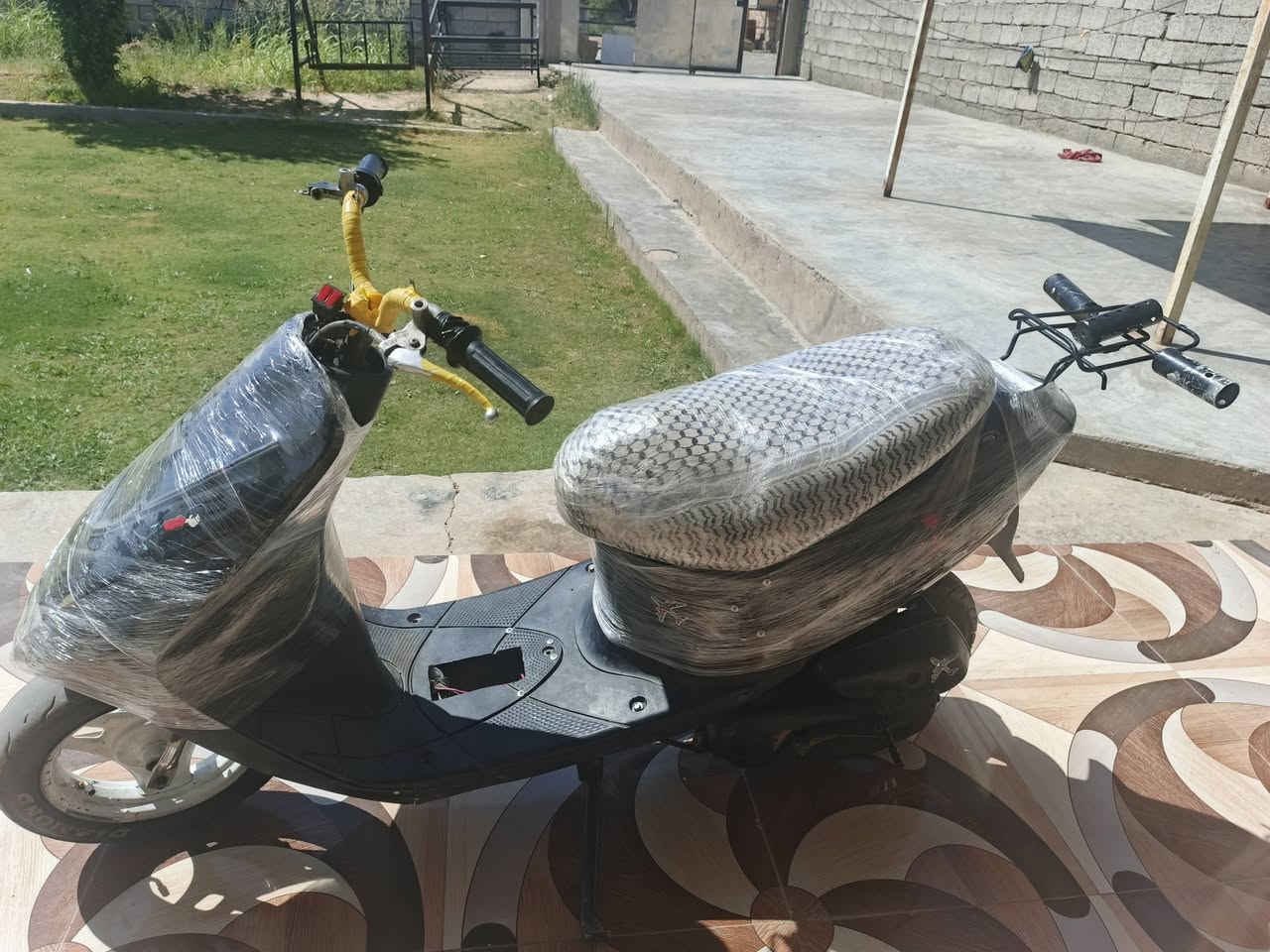 ماطور ساسوكي محرك ماكس للبيع نضيف حيل مثل ماموضح بل صوره كله نضيف وجديد للبيع مراوس هم يرهم


**إذا كنت صاحب هذا الإعلان وتريد حذفه لأي سبب، رجاءا أرسل رسالة إلى الدعم الفني**