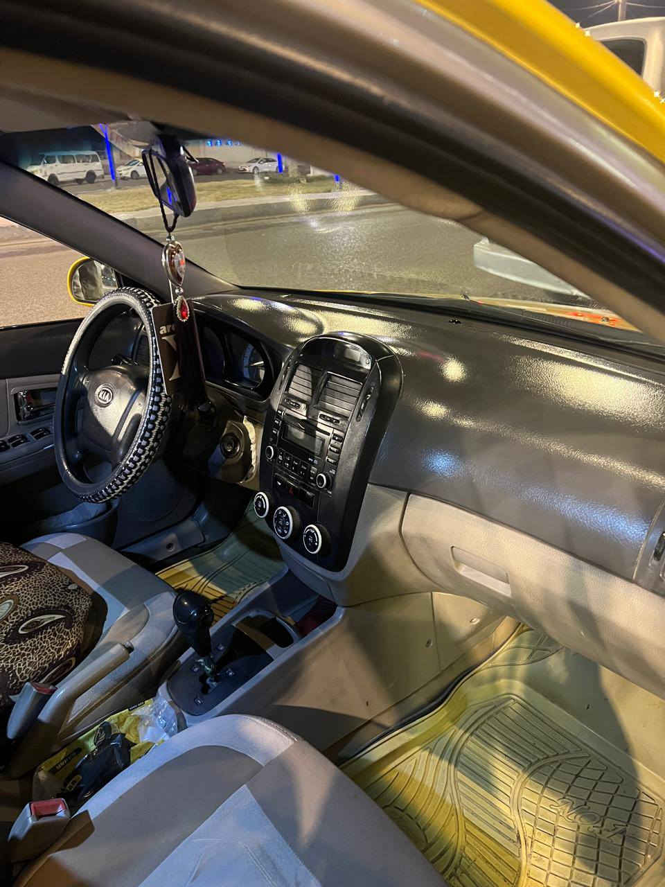 السلام عليكم مكلف بالنشر 
كيه سيراوتو موديل 8 
الهيئه جاهزه تخم تاير مكينه وكير جاهزات تبريد جاهز 
مدوشمه 
مصبوغه صبغ عام جماليه 
قبق الجنطه مبدل 
السعر 82ورقه 
وبيهه مجال بسيط 
رقم الموبايل ***********

مكان النجف الاشرف
