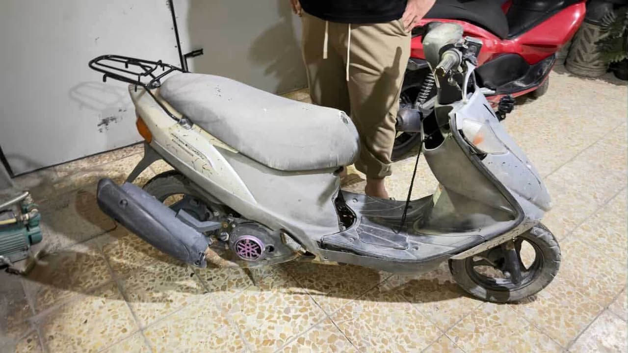 دراجة ادرس 120cc نوزل الدراجة متروكة صارلهة سنتين بحيث كلشي طافي بيهة ابيع كوم حديد ب 100 قفل للتواصل هذا رقمي (***********)
