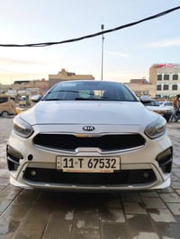 كيا فورتي موديل 2019 السعر 125$وبيه حك جيه حادثة جاملغ وبنيد بدون دواخ...
