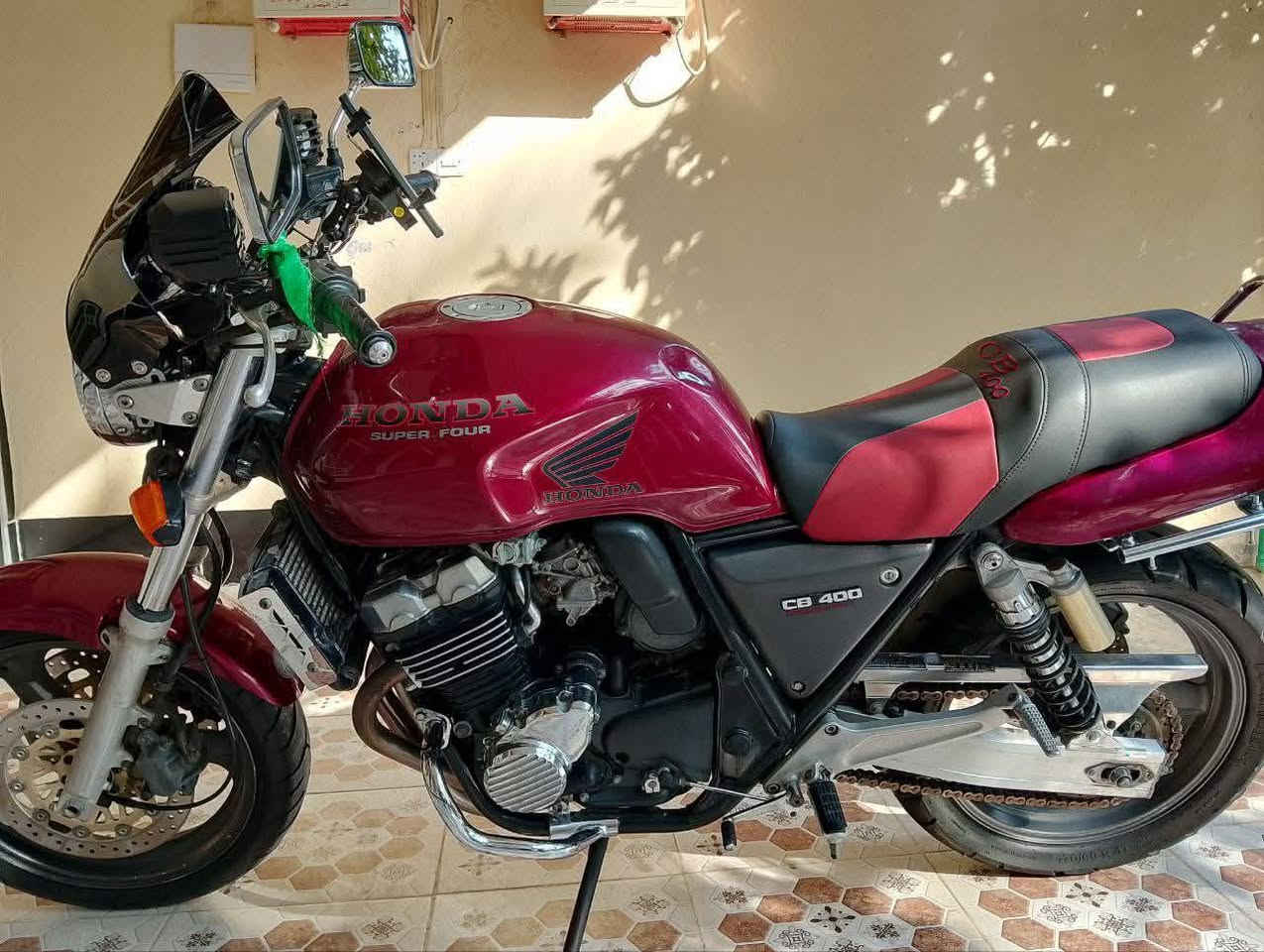 سلام عليكم شباب دراجه البيع سيبي فور دراجه مكفوله مكاني بغداد نهروان سعر 17ورقه وبيه مجال قليل  0782 795 4099
