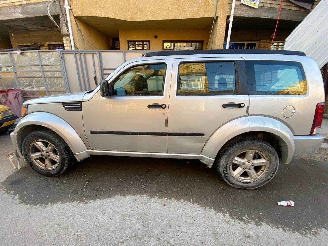 دوج نترو 2007
رقم بغداد مشروع وطني بسمي
للبيع او المراوس 
حادثها باب وجانلغ خلفي جهة اليمين 
بدون شاصي ولغد وتكم
كهرباىيات كيچات كلها شغاله 
كير صدر تمام
 تبريد منضومه جديده كلها بس الدكمه اخر فتره تشكل
السياره تمشي بس بيها بداية تبخير كازكيت مسافه وتحمه 
يعني بايعلك نقص محرك 
مكانها بغداد الشعب
السعر ٥٩ وبيها مجال للشراي 
‭***********‬
*********** بغداد, العراق
