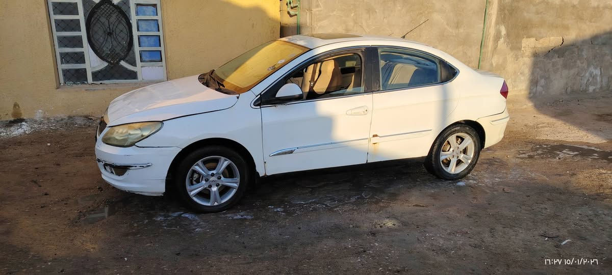 السعر ٣٦ ورقه  
شيري اي ثري ٢٠١٣ رقم بصره  سنويه منتهيه السياره كولها ع الابلاد مكينه كير  بلاد حداده ٧٠ ب الميه  تخم تاير جيد
البدي شوفت عينكم  السياره حلوه عوزها شوي ترتيب  السري يتصل ويدلل مو شراي ويخاف يشتري وكلبه يلعب لا يخابرني رجأن. ***********     كذالك راعيها يريد تحويل جزاكم الله خير الجزاء
